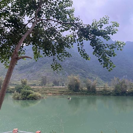 Khach San Hoang Trang Hotel Cao Bang Luaran gambar